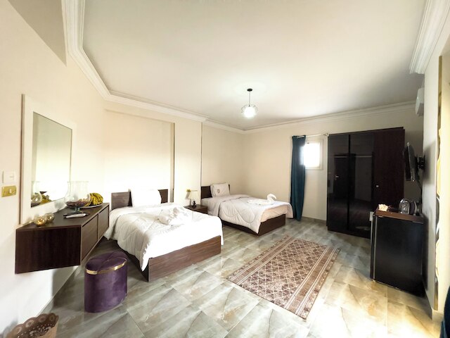 スネフェル ピラミッズ ゴールデン ゲート