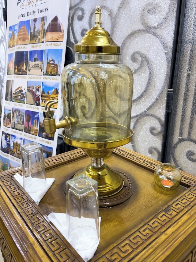 スネフェル ピラミッズ ゴールデン ゲート