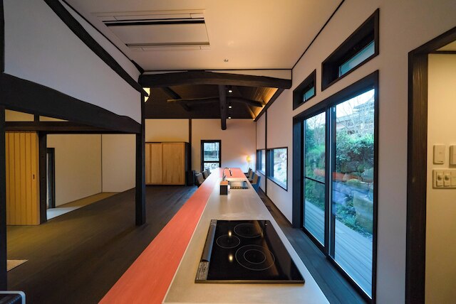 小塩の灯り「石垣の別荘」