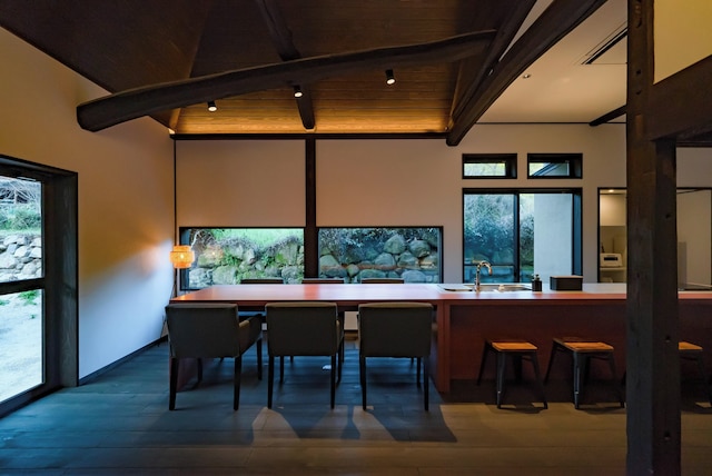 小塩の灯り「石垣の別荘」