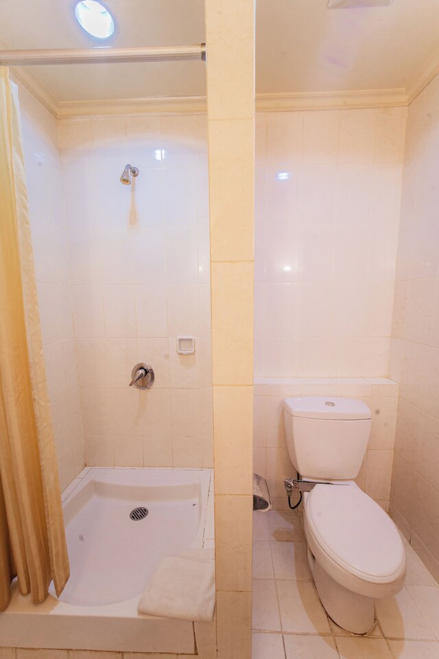 アディカ ホテル バヘラ