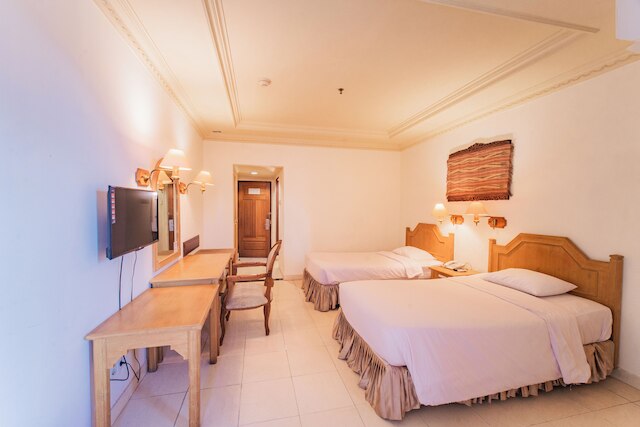 アディカ ホテル バヘラ