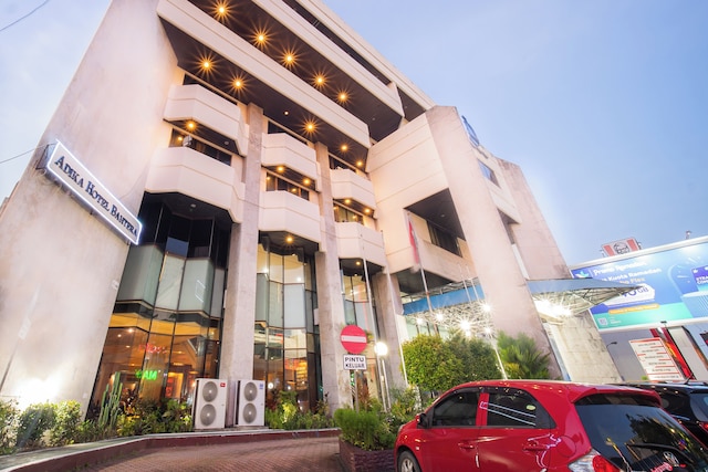 アディカ ホテル バヘラ