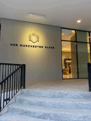 マクタン ニュータウン コンド