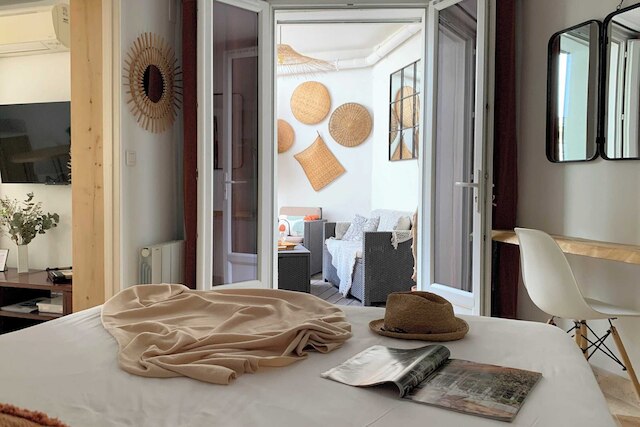 ホーム シック ホーム - ラ テラス バジル