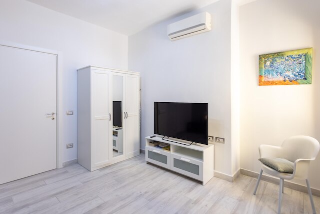 ニネッタ ア フォリア イン ナポリ