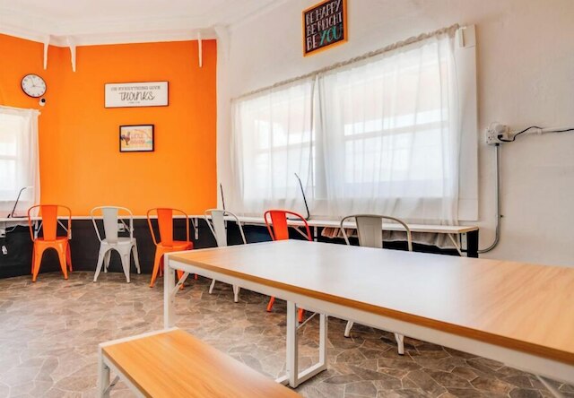 マイアミ オン ア バジェット - クリーン アンド セーフ