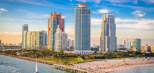 マイアミ オン ア バジェット - クリーン アンド セーフ