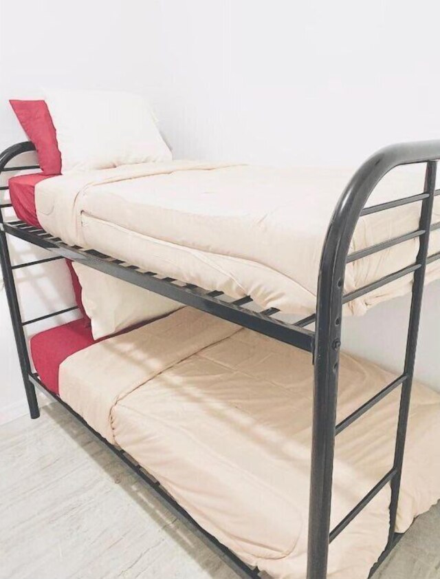 マイアミ オン ア バジェット - クリーン アンド セーフ