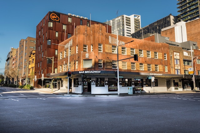 バー ブロードウェイ