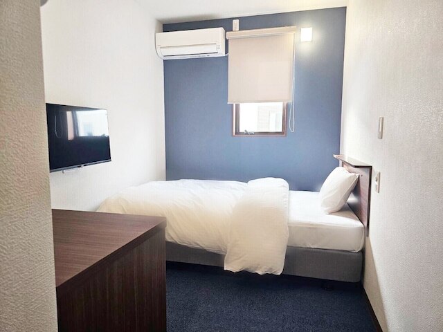 QUEENDOM からつホテル