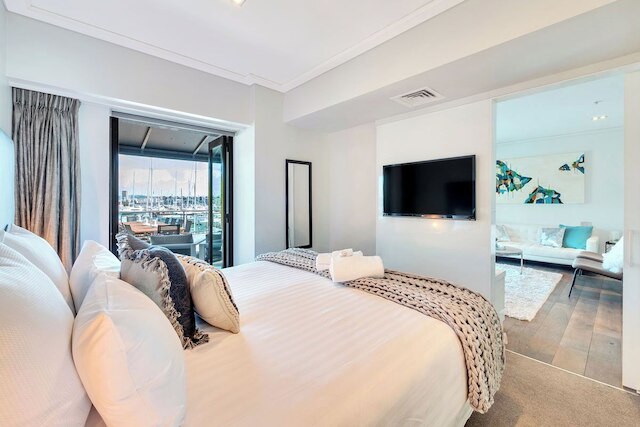 ヴィアダクツ ビッグ バルコニー ブレステイキング ビューズ