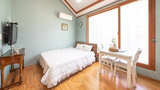 Ganghwado Byeolbatjigi Pension