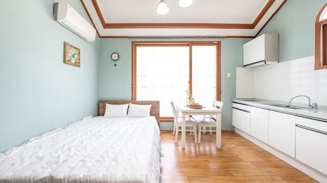 Ganghwado Byeolbatjigi Pension