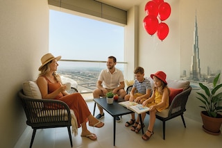 シック 2BR アーバン エスケープ イン アイコン シティ