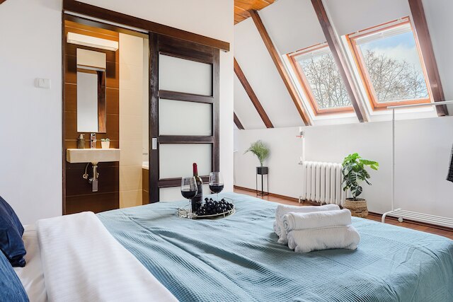 ルミナ 2-レベル チャーミング アパート