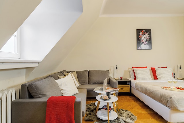 ルミナ 2-レベル チャーミング アパート