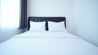 シンプル アンド コンフォータブル リビング 1BR アット ザ シティ スクエア アパートメント