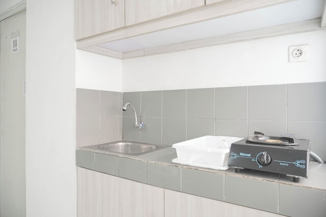 グッド プレイス 1Br メナラ ケボン ジェルク アパートメント