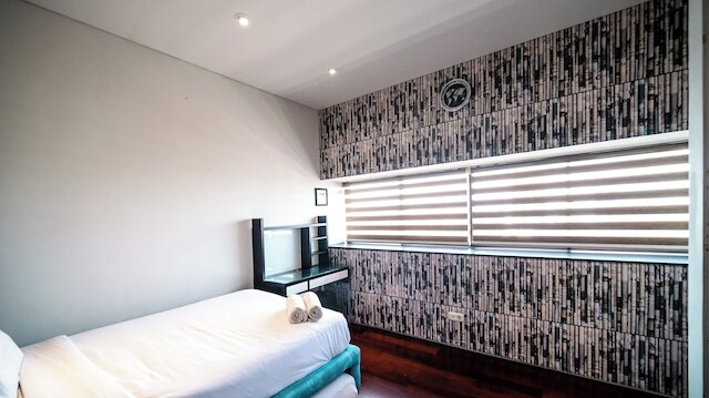 ストラテジック アンド スペーシャス 2BR アット スマトラ36 アパートメント