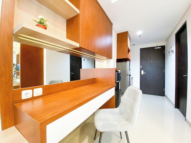 グッド アンド レストフル スタジオ アット パトラランドアマータアパートメント