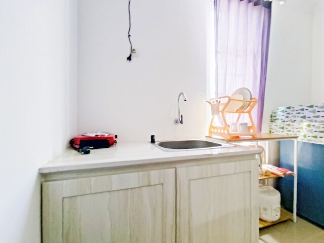 レストフル アンド タイディー スタジオ アット パルトロウ シティ アパートメント