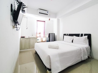 レストフル アンド タイディー スタジオ アット パルトロウ シティ アパートメント