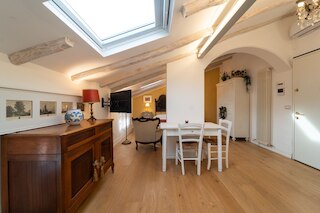 スイート ペルシケット バイ ボローニャ アイコニック ヒルサイド