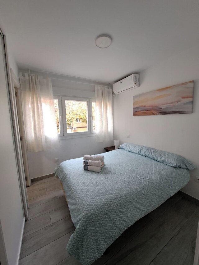 チャーミング アパートメント アップ トゥ 4 パーソンズ 3 ミニッツ トゥ メトロ