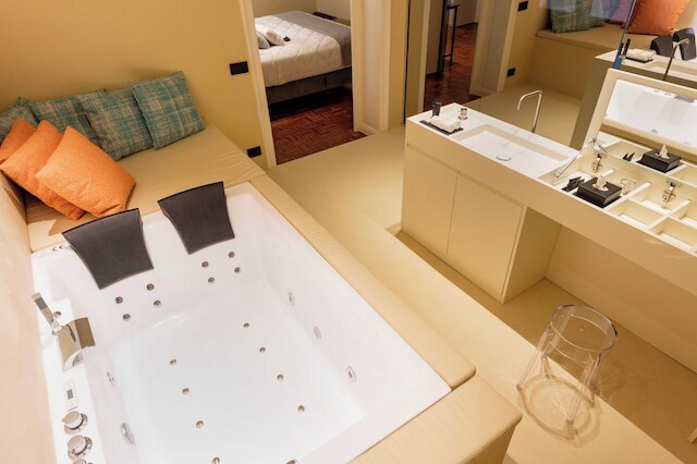 ファイブ スイート