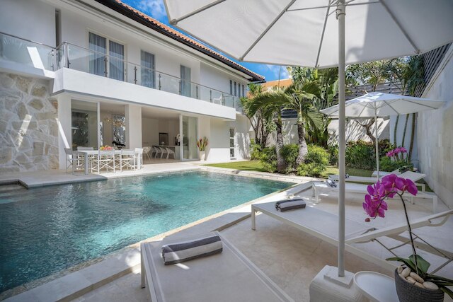 ヴィラ マニス カンティク