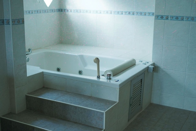 ザ ロイヤル アドベ パタヤ