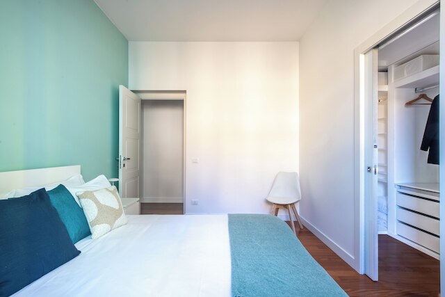 カーサ マダー ヴィチーノ アル ポリテアマ