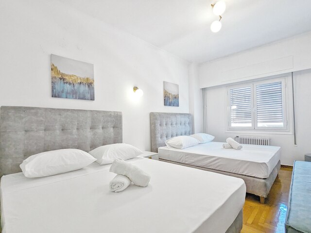 アテネス ディーバス ベルベット ゴールド スイーツ