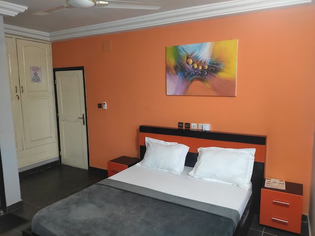 ルーム-デラックス ダブル ベッド イン ロイヤル ブルー ゲスト