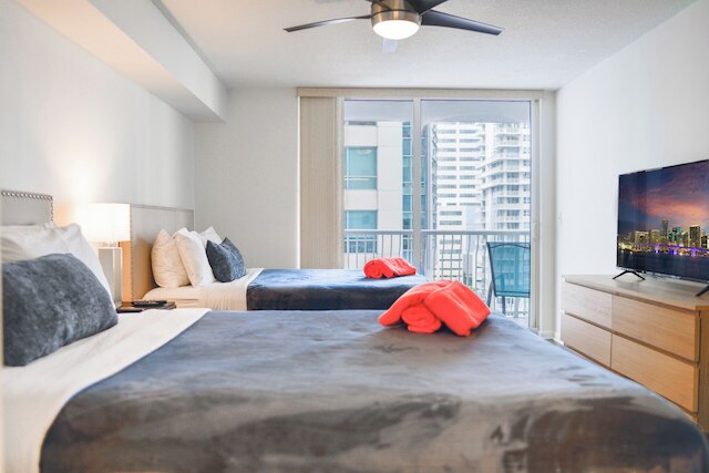 モダン コンドス アベイラブル イン ブリッケル