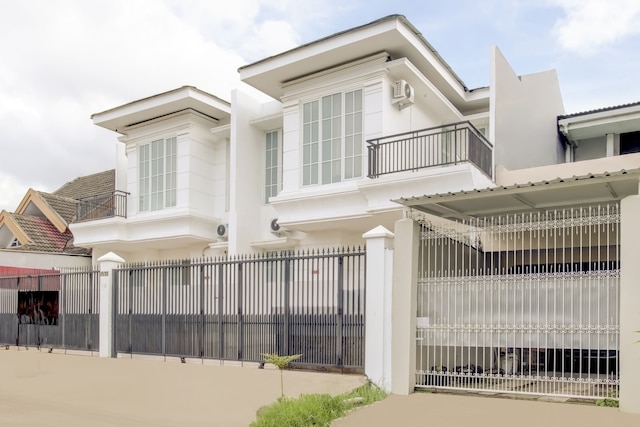 ホテル O パナックカン ニア モール パナックカン フォーマリー ゴールデン ホワイト ハウス