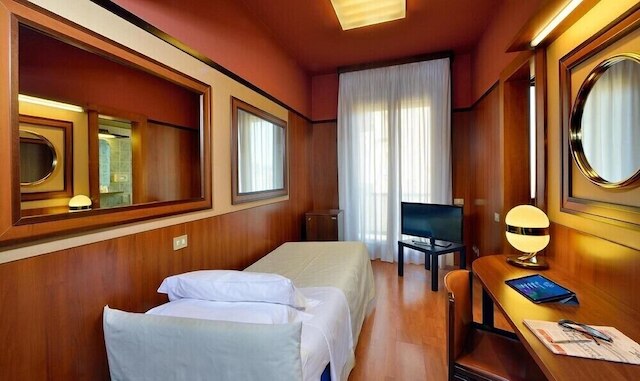 グランド ホテル エリート