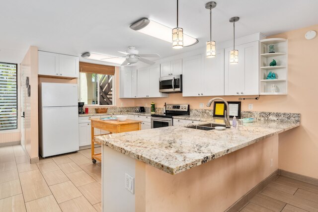 ビッグアイランド ケアウホウ サーフ & ラケット 4-103 2 ベッドルーム コンド