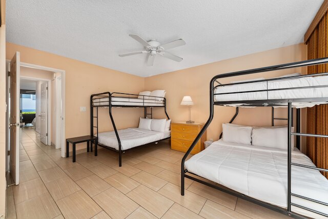 ビッグアイランド ケアウホウ サーフ & ラケット 4-103 2 ベッドルーム コンド