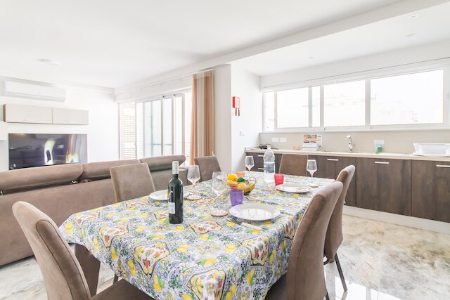 パーム モダン アパート 海から200mt カウラ