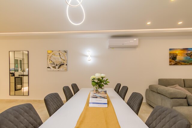 トップ モダン プライム ロケーション 2mn トゥ ザ シー