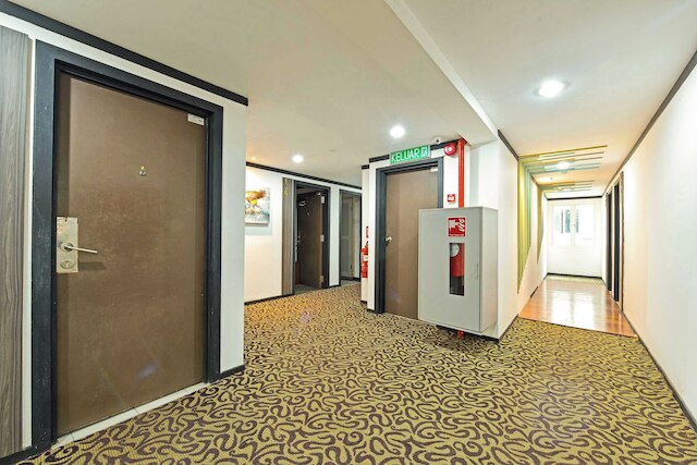 ワン・エニグマ・ホテル