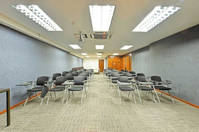 ワン・エニグマ・ホテル