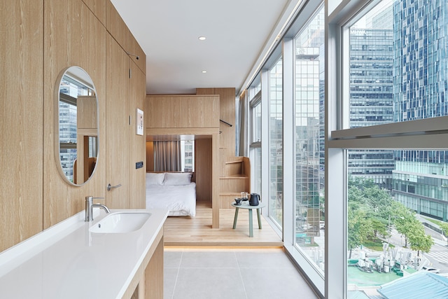 HOTEL DRIP&DROP, Myeongdong