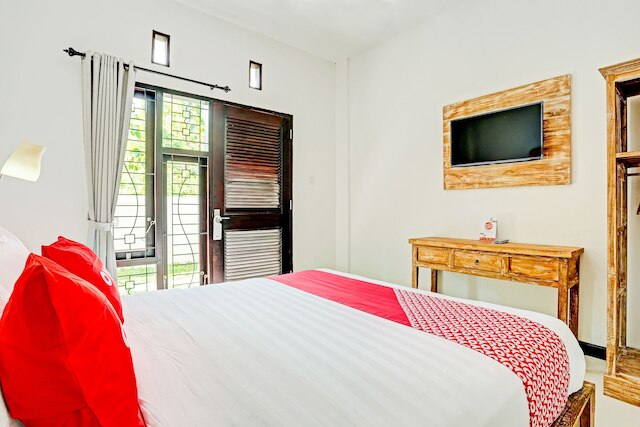 OYO 91123 マダヴァ 108