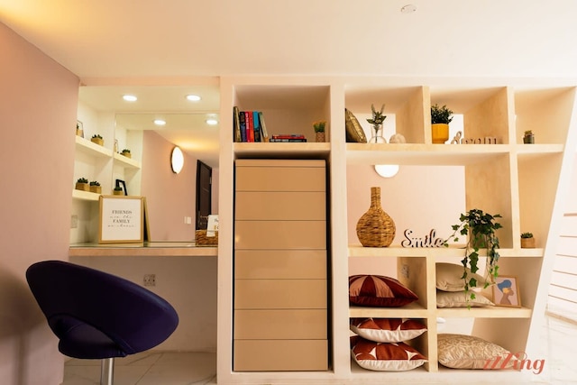 スリーマにある シーニック シーフロント デュプレックスアパートメント