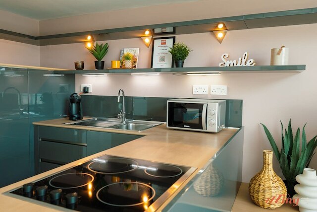 アメージング シーフロント デュプレックス アパートメント スリーマ