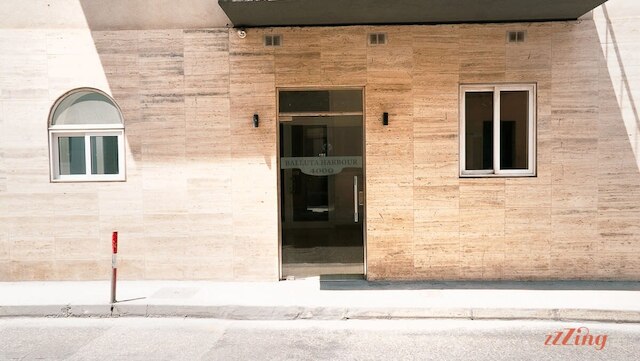 アパートメント イン ア プライム エリア イン セント ジュリアンズ