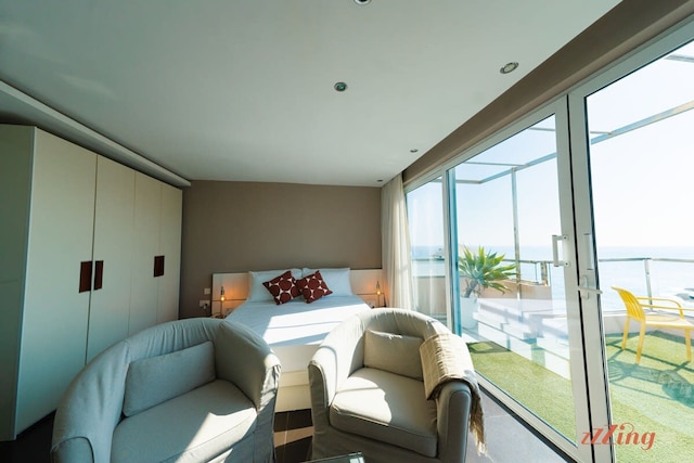 ゴージャス シービューズ フロム ア スタニング スタジオ